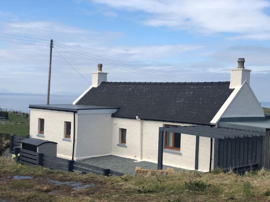 No. 6 - The Little House That Gives You A Hug Trumpan Exterior foto